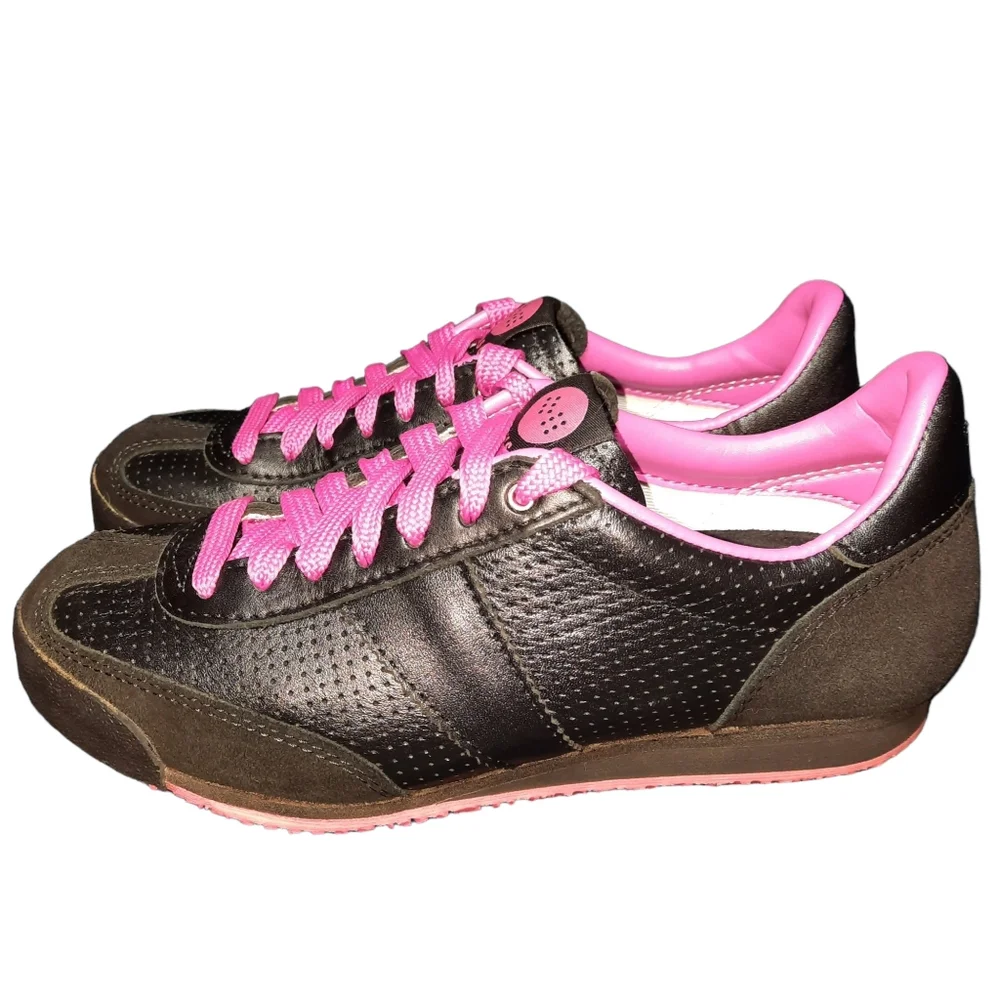 Botas 66 Black/Neon Pink Leather Athletic Sneaker SZ 5